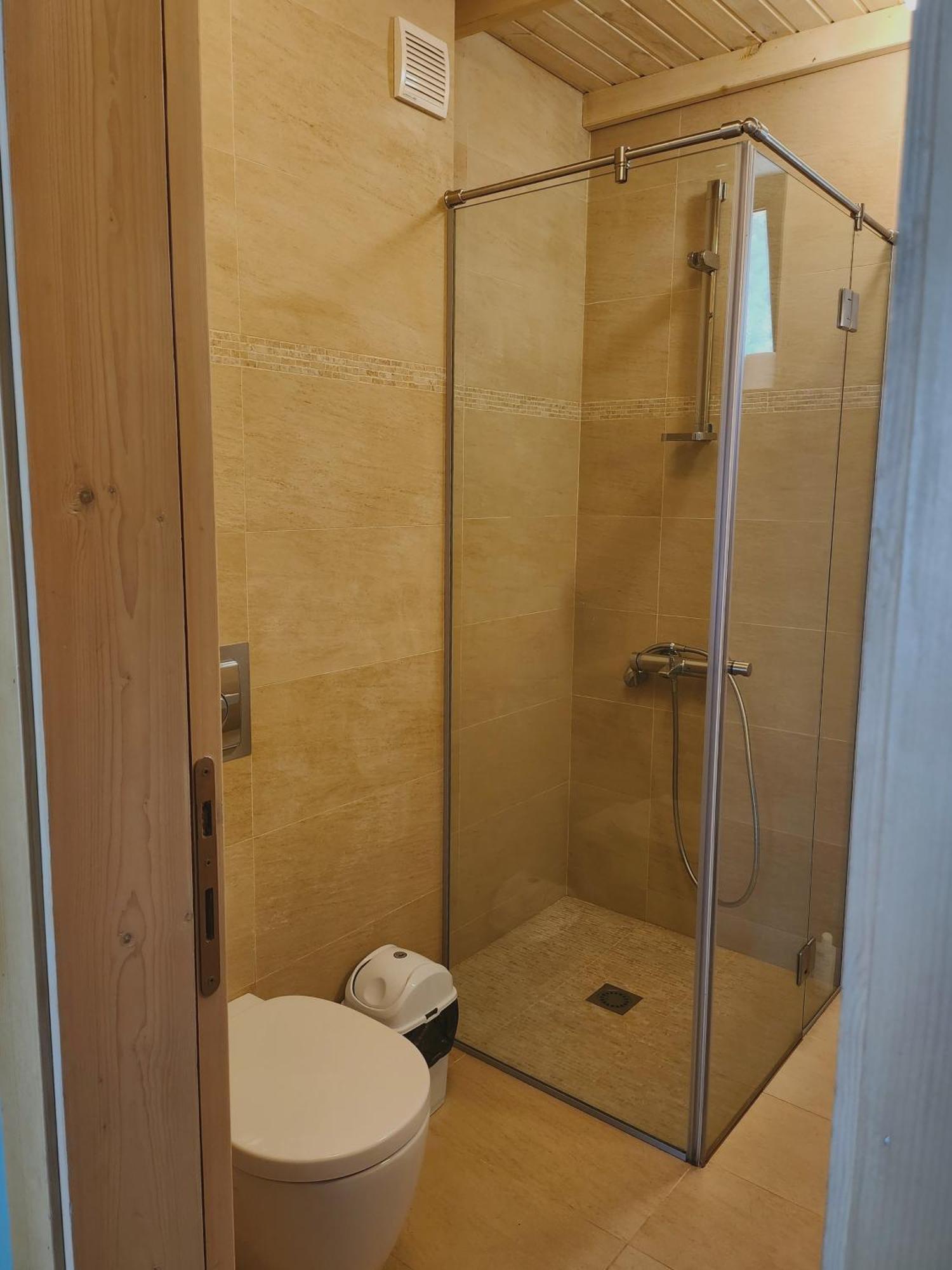 ריבריקה Eco Residence מראה חיצוני תמונה