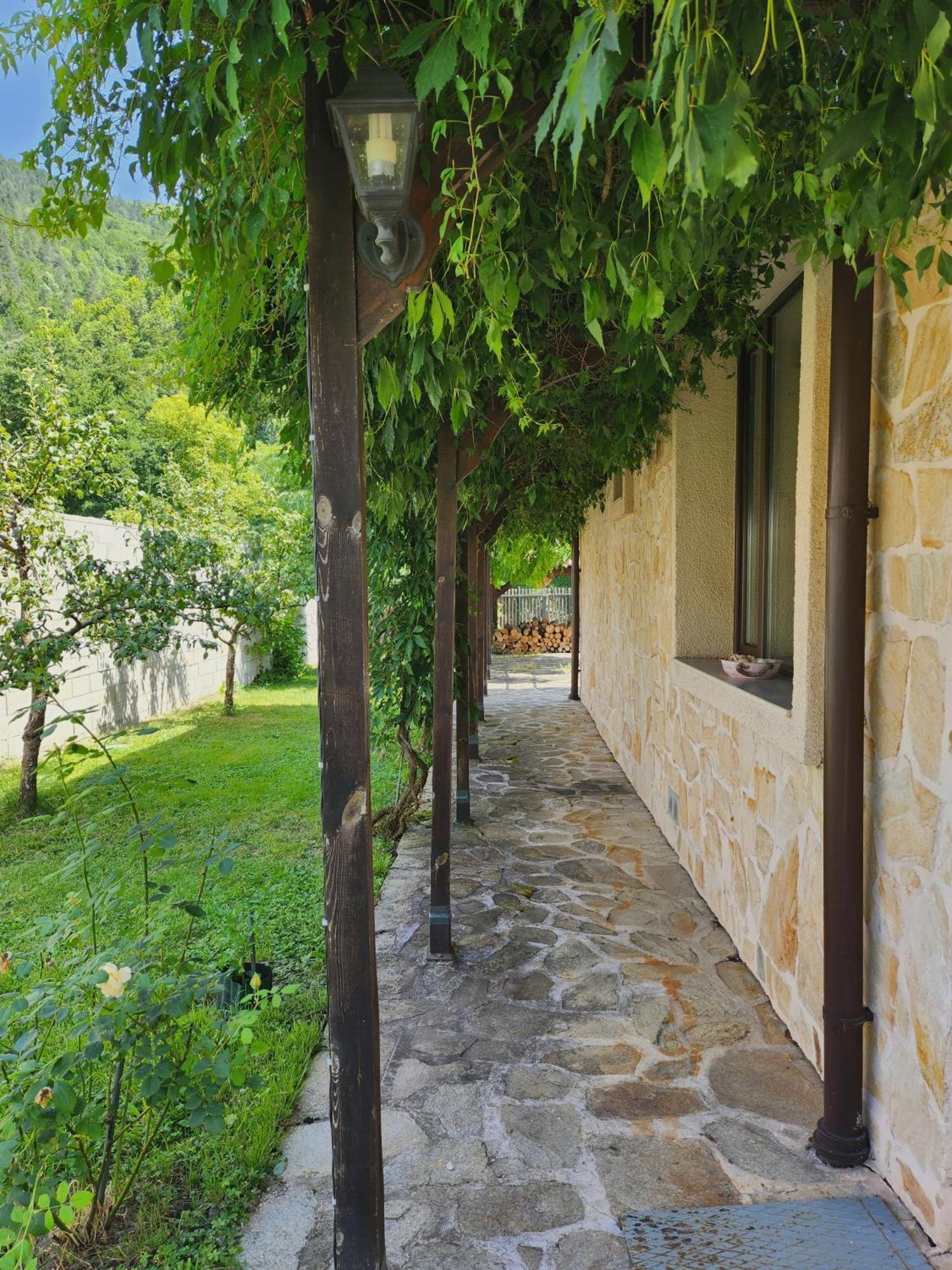 ריבריקה Eco Residence מראה חיצוני תמונה